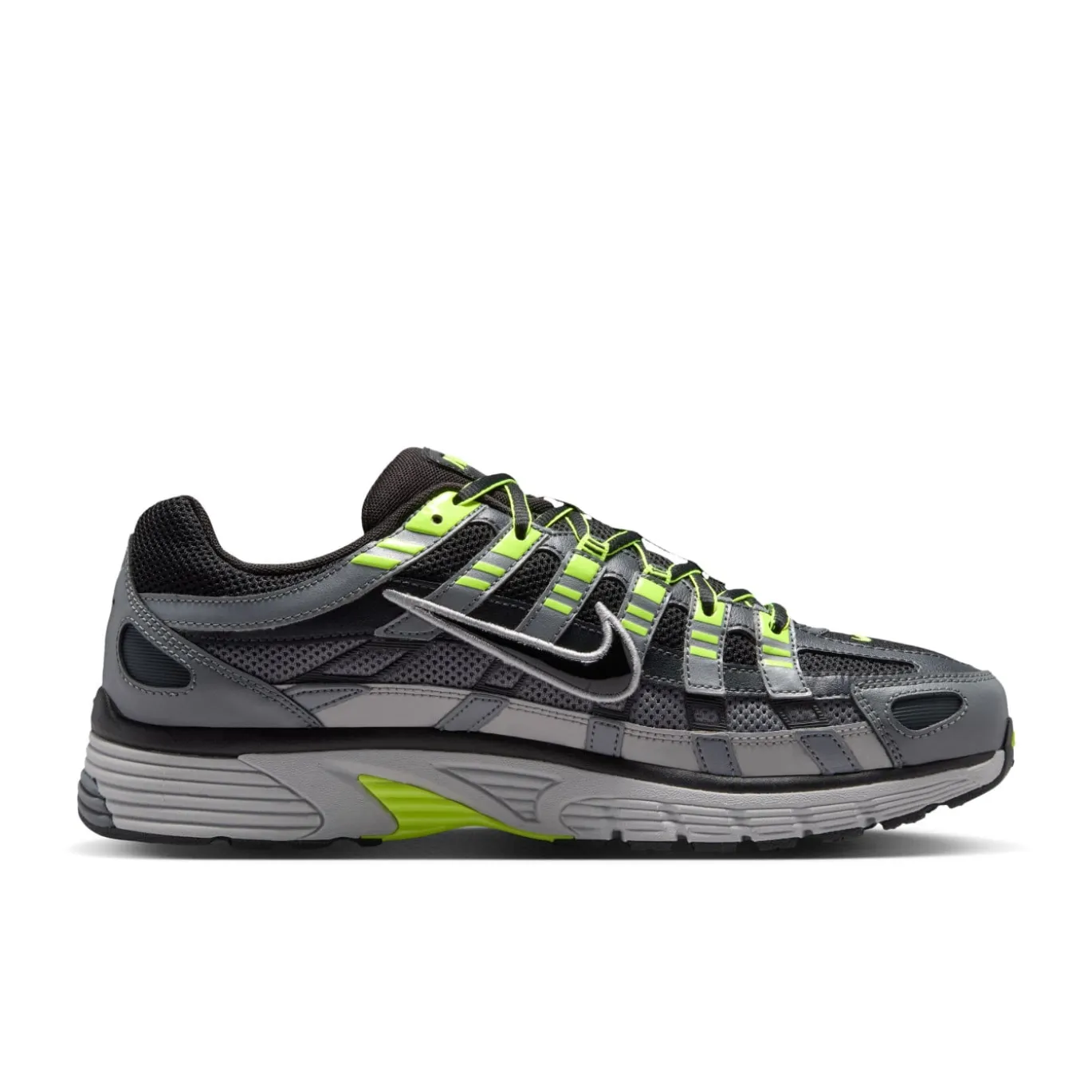 Nike P-6000 Sneakers Zwart Metallic Zilver Neongeel