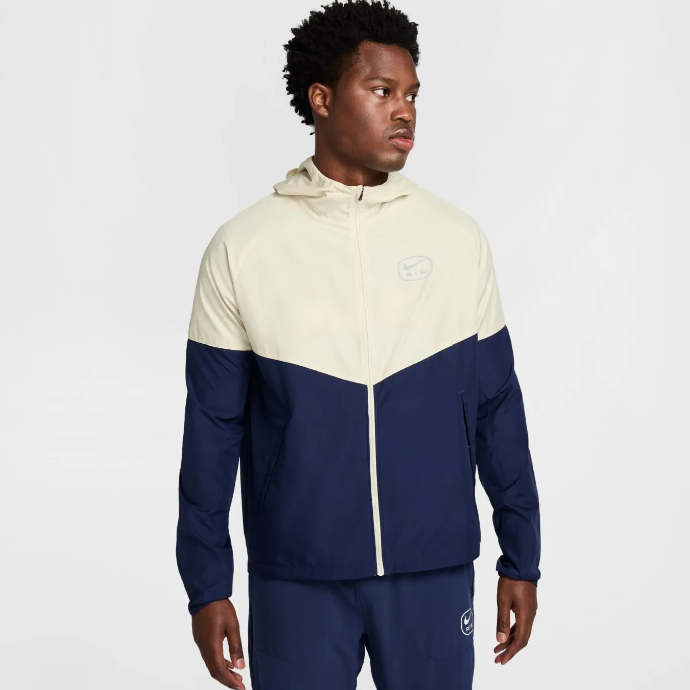 Nike Sportswear Air Woven Trainingspak Full-Zip Donkerblauw Beige Rood Zilver