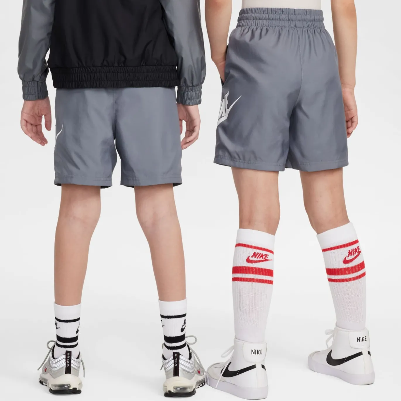 Nike Sportswear Club Broekje Woven Kids Grijs Wit