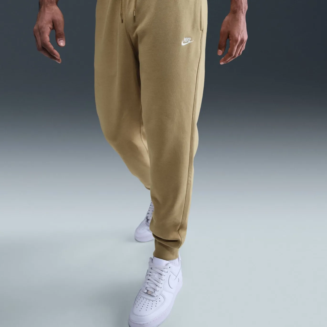 Nike Sportswear Club Fleece Joggingpak Hooded Beige Wit