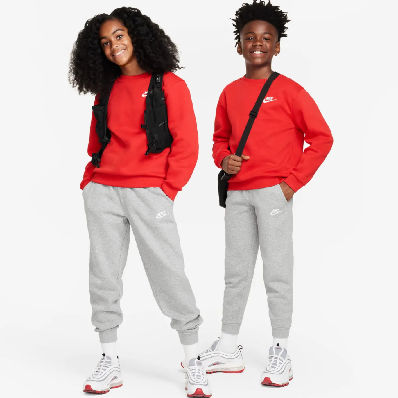 Nike Sportswear Club Fleece Joggingbroek Kids Lichtgrijs Wit