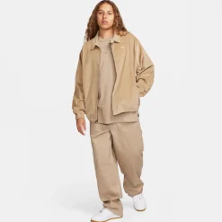 Nike Sportswear Premium Essentials T-Shirt Beige