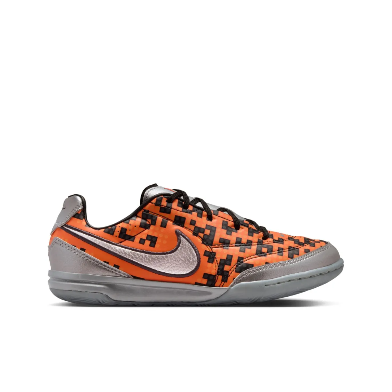 Nike Streetgato x LEGO® Straatvoetbalschoenen Kids Oranje Zwart Zilver