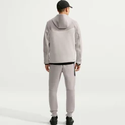 Nike Tech Fleece Sportswear Joggingbroek Lichtgrijs Beige Zwart