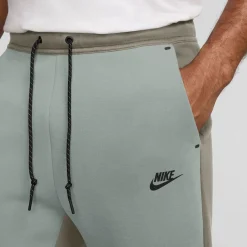 Nike Tech Fleece Sportswear Trainingspak Grijsgroen Lichtgrijs Zwart