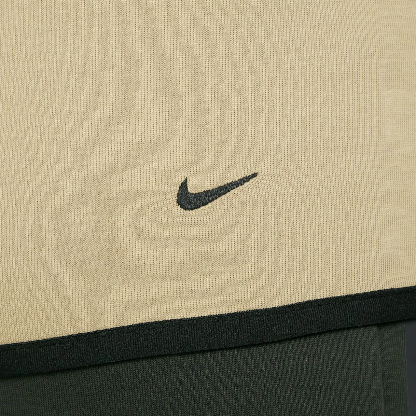 Nike Tech Fleece Sportswear Trainingspak Kids Beige Donkergroen Zwart