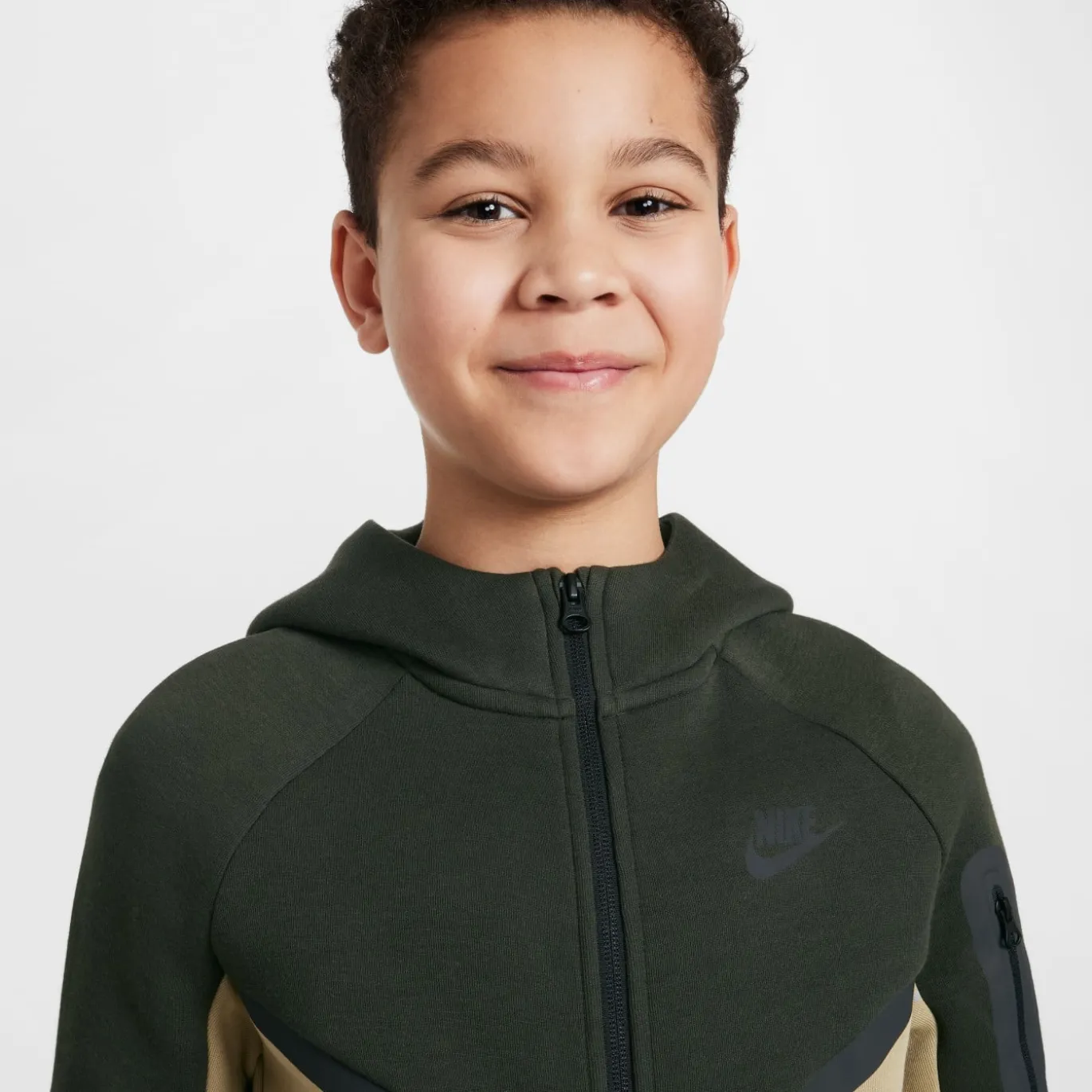 Nike Tech Fleece Sportswear Trainingspak Kids Beige Donkergroen Zwart
