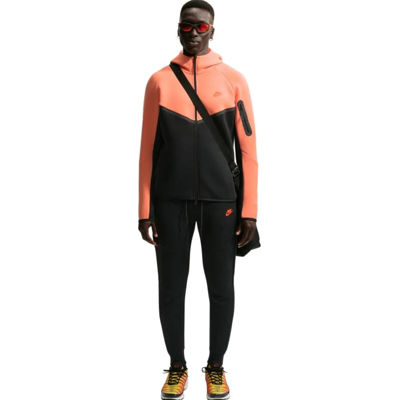 Nike Tech Fleece Sportswear Trainingspak Lichtoranje Zwart Felrood