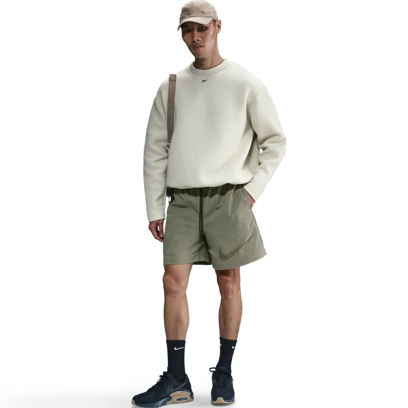 Nike Tech Sportswear Broekje Woven Grijsgroen Zwart