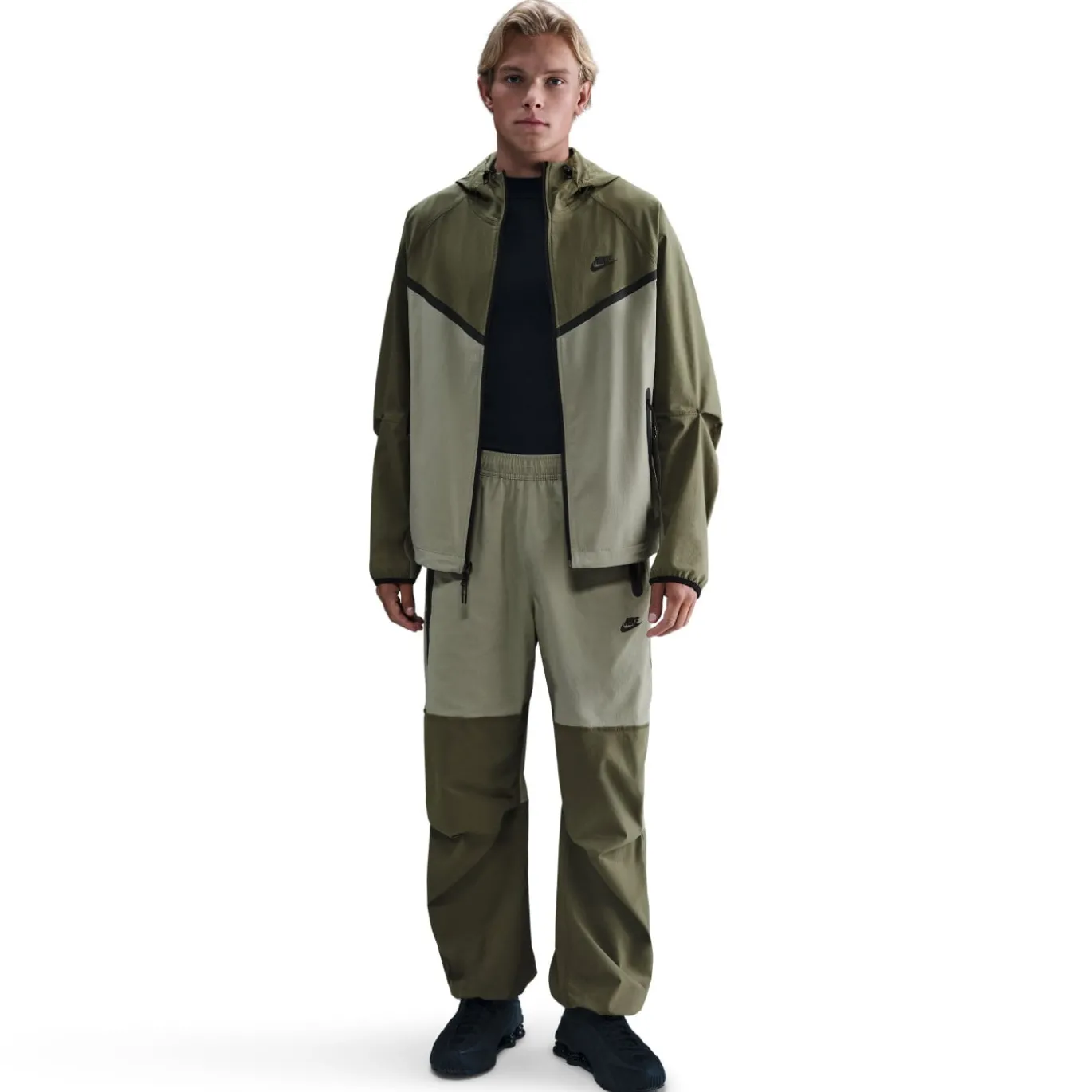 Nike Tech Sportswear Windrunner Jack Groen Olijfgroen Zwart