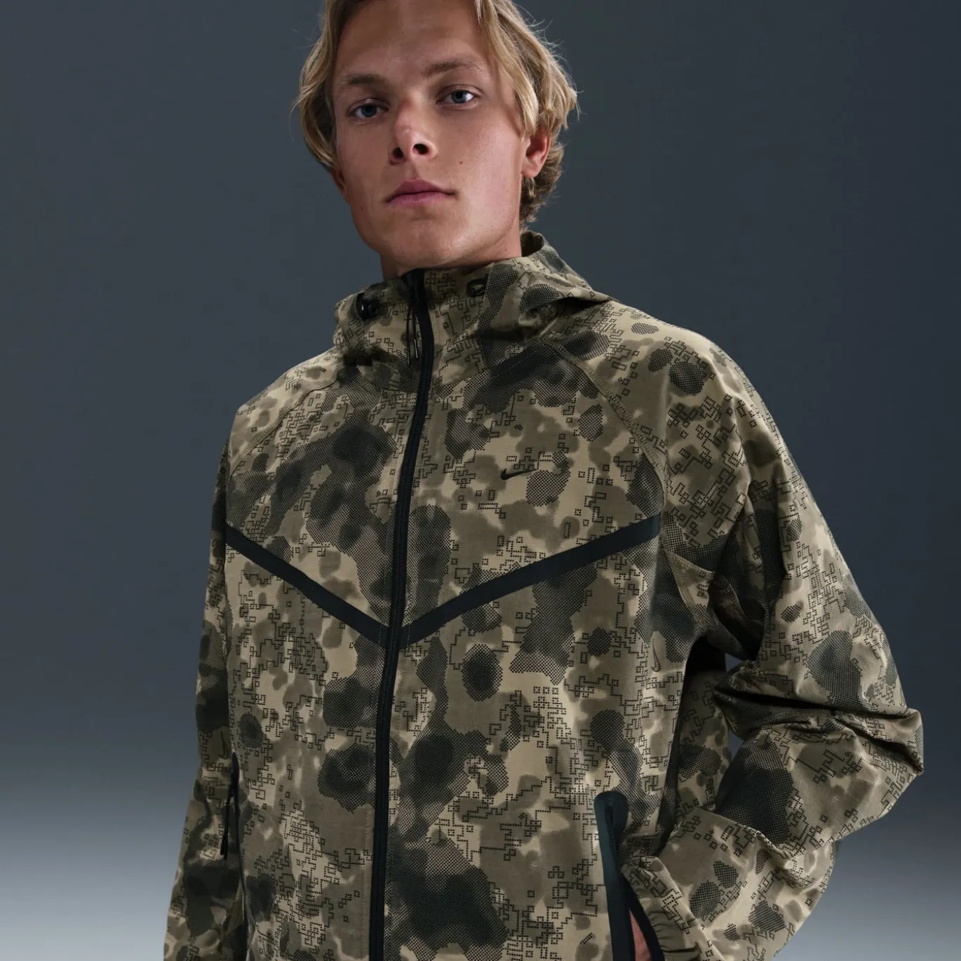 Nike Tech Sportswear Woven Jack Camo
