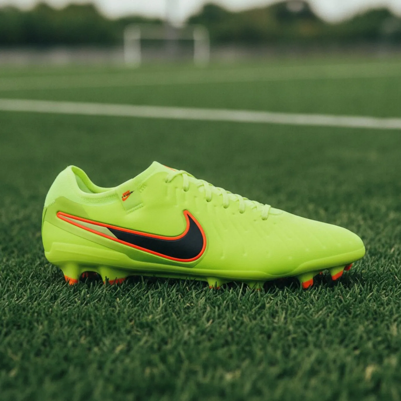 Nike Tiempo Legend 10 Pro Gras Voetbalschoenen (FG) Neongeel Zwart Oranje
