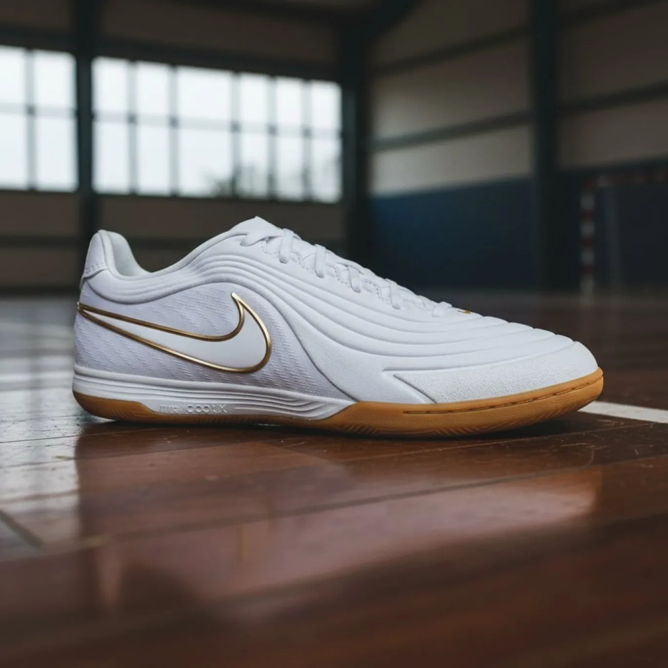 Nike Tiempo Reactgato Zaalvoetbalschoenen (IN) Wit Goud