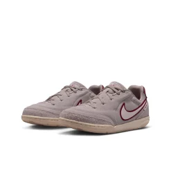 Nike Tiempo Streetgato Premium Straatvoetbalschoenen Kids Grijs Wit Bordeauxrood