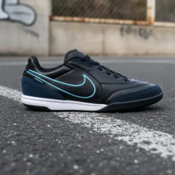 Nike Tiempo Street Gato Straatvoetbalschoenen Zwart Obsidian Lichtblauw
