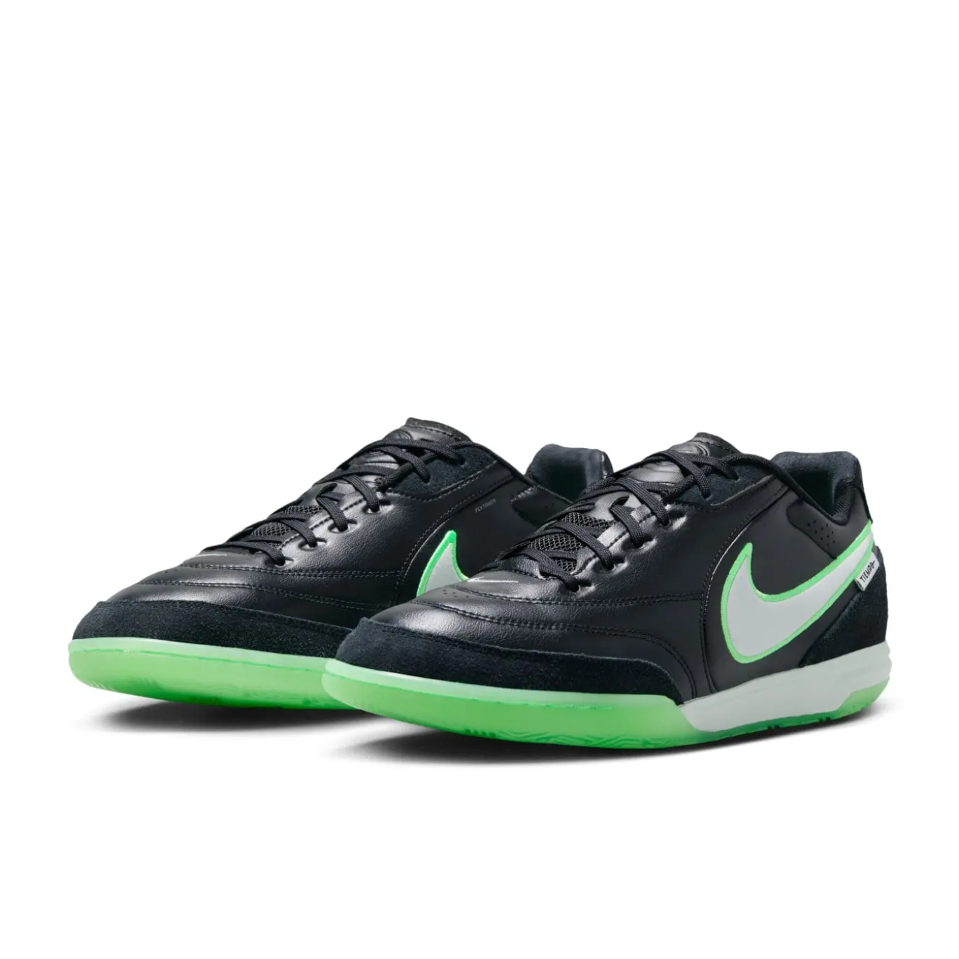 Nike Tiempo Streetgato Straatvoetbalschoenen Zwart Wit Felgroen