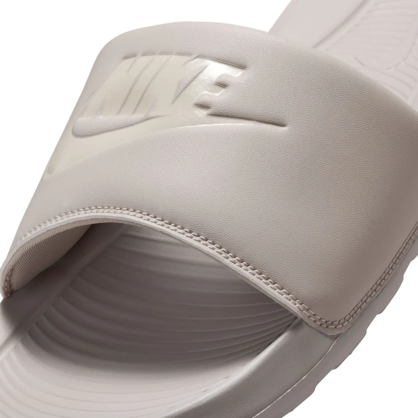 Nike Victori One Slippers Beige