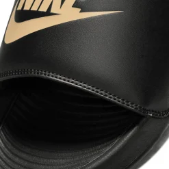Nike Victori One Slippers Zwart Goud