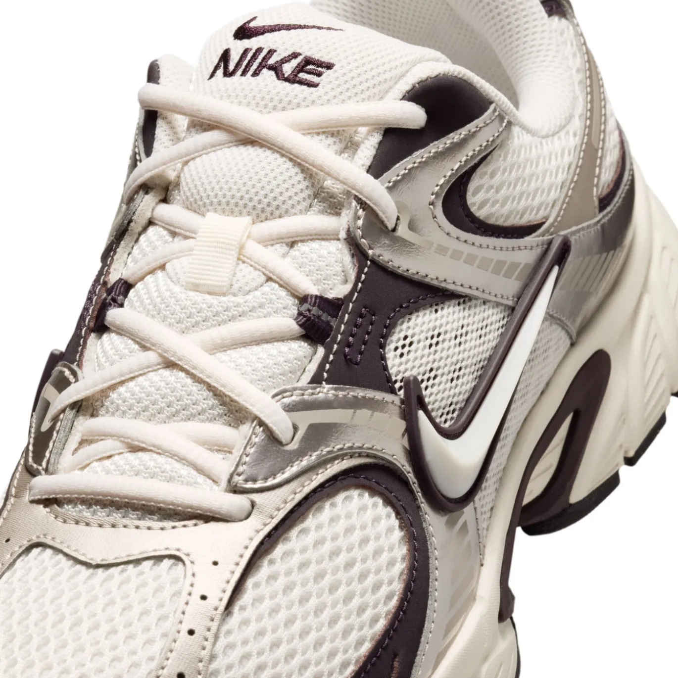 Nike V5 RNR Sneakers Gebroken Wit Zwart Zilvergrijs