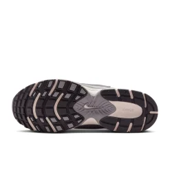 Nike V5 RNR Sneakers Grijs Zilver