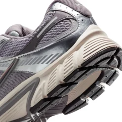 Nike V5 RNR Sneakers Grijs Zilver