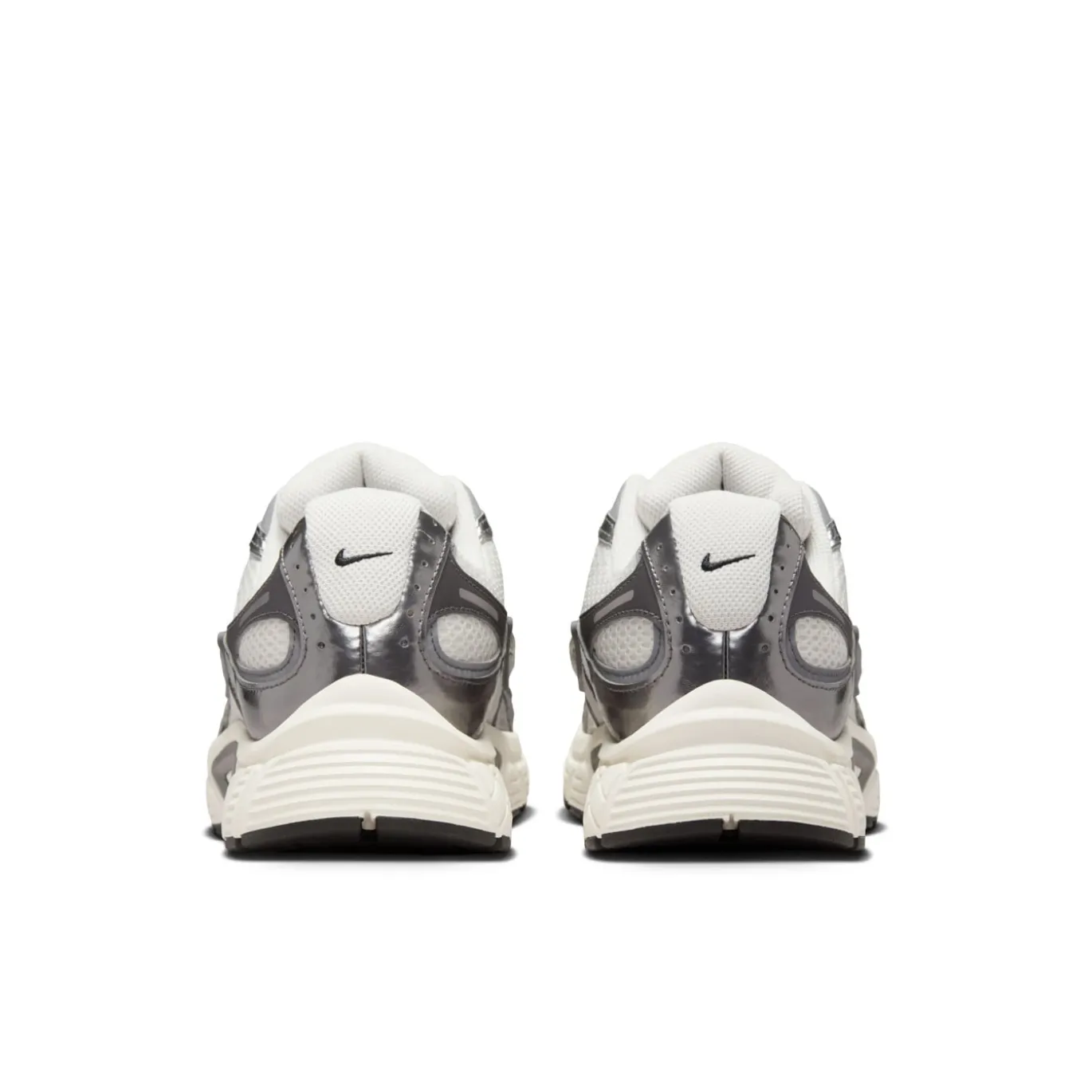 Nike V5 RNR Sneakers Wit Zilvergrijs Zwart
