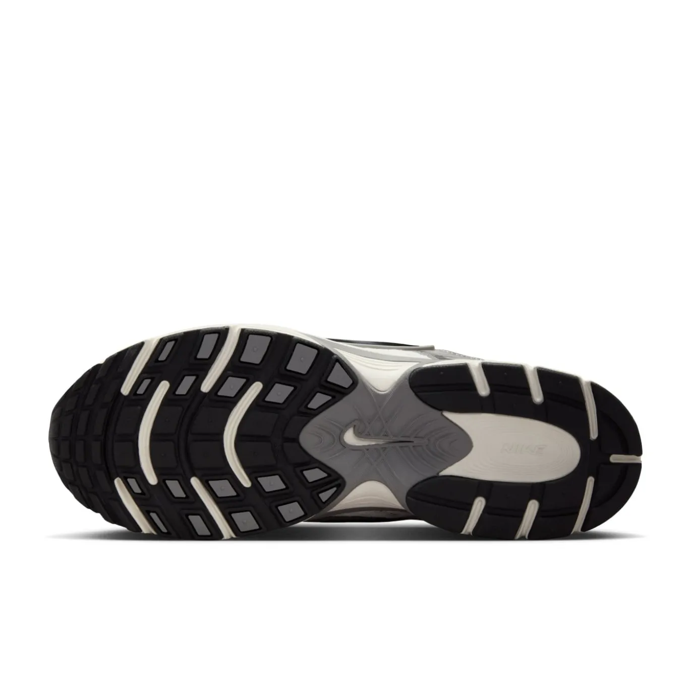 Nike V5 RNR Sneakers Wit Zilvergrijs Zwart