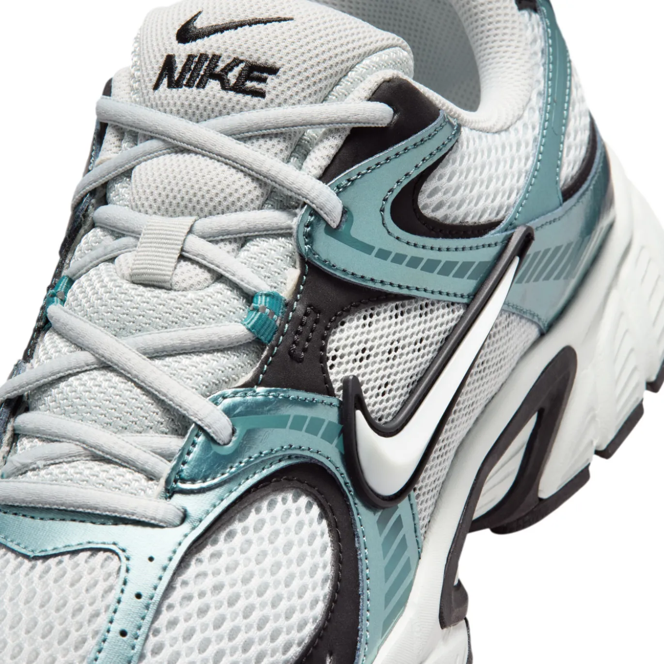 Nike V5 RNR Sneakers Wit Zwart Metallic Groen