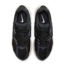 Nike V5 RNR Sneakers Zwart Donkerpaars Wit