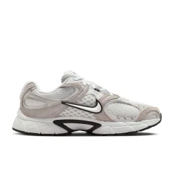 Nike V5 RNR Suède Sneakers Wit Zwart Wit Beige