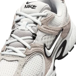 Nike V5 RNR Suède Sneakers Wit Zwart Wit Beige