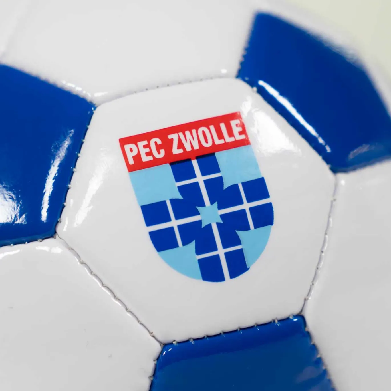 PEC Zwolle Mini Voetbal Wit Blauw