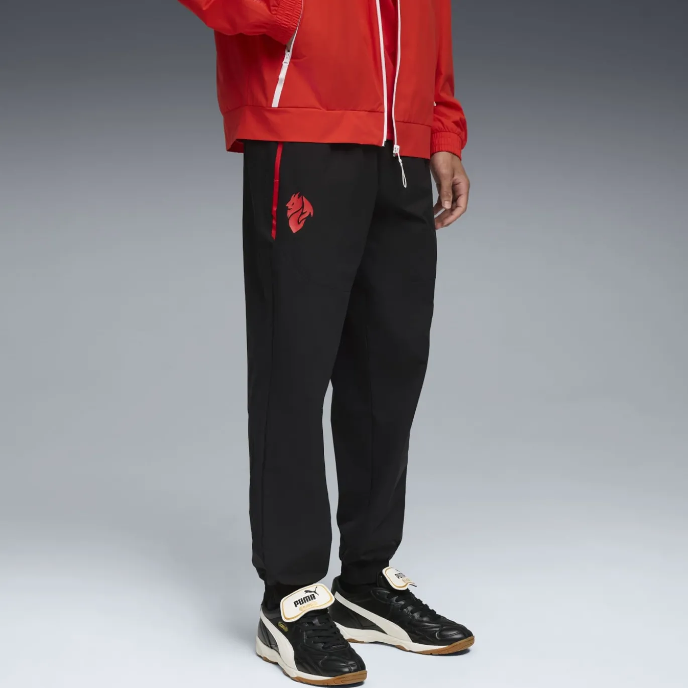 PUMA AC Milan Pumatech Woven Trainingspak Hooded Full-Zip 2025-2026 Rood Zwart Wit