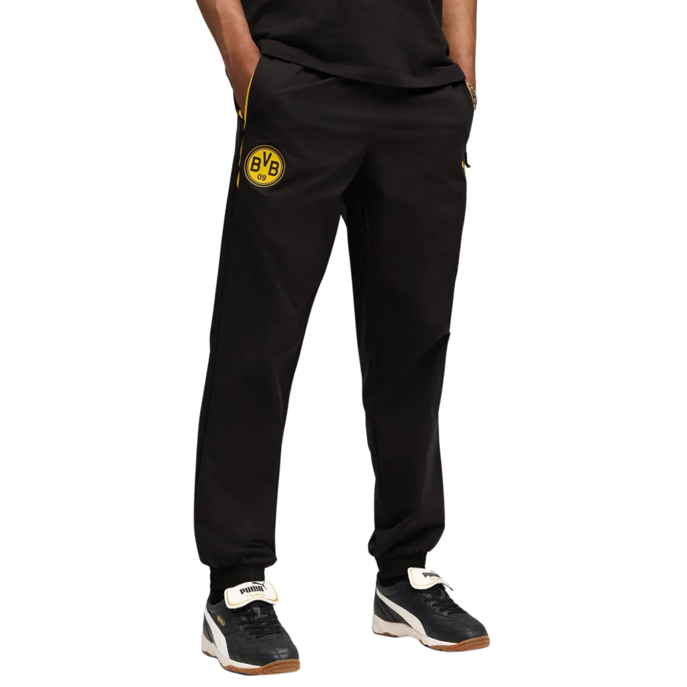 PUMA Borussia Dortmund Pumatech Trainingsbroek Woven 2025-2026 Zwart Geel