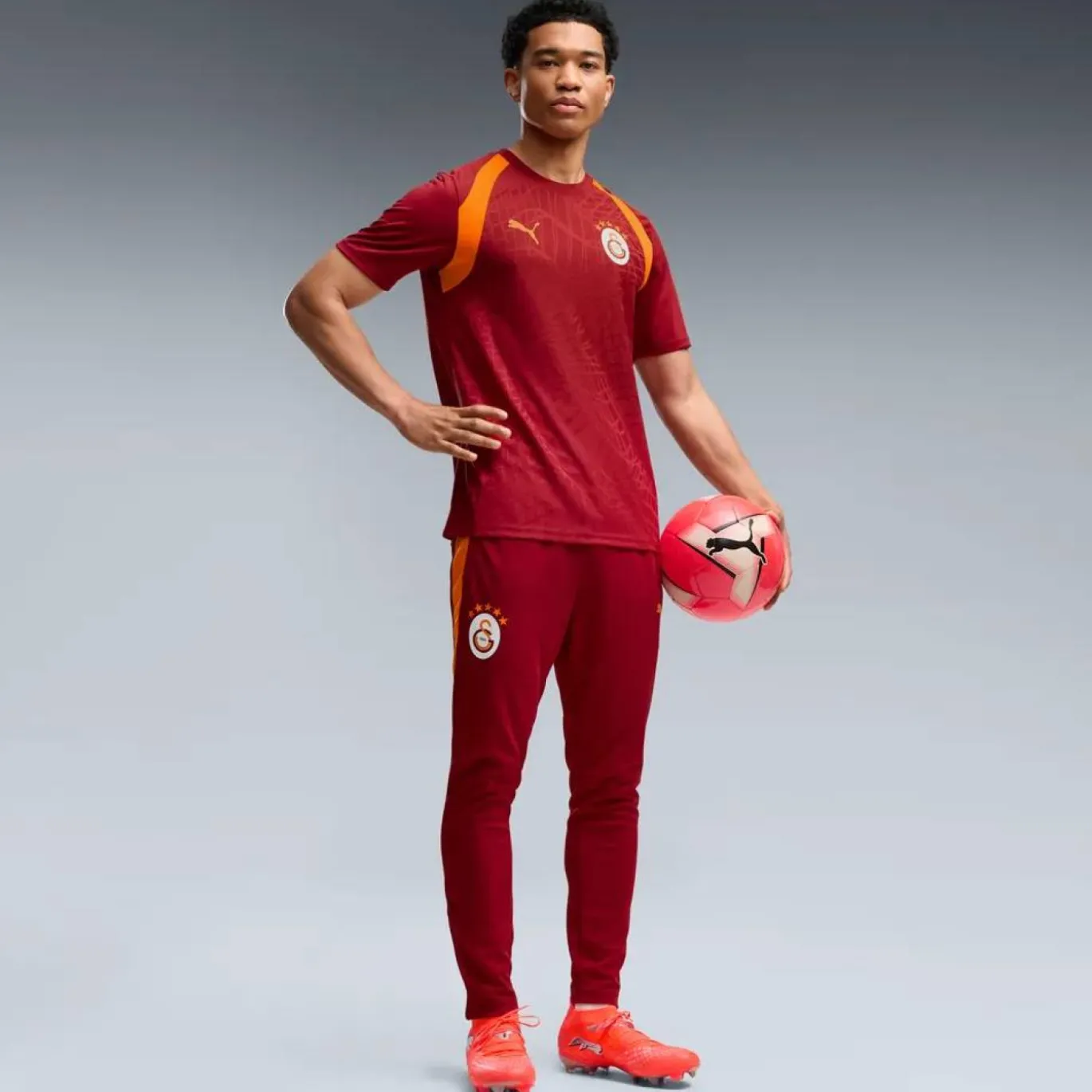 PUMA Galatasaray SK Trainingsshirt 2026-2027 Rood Oranje