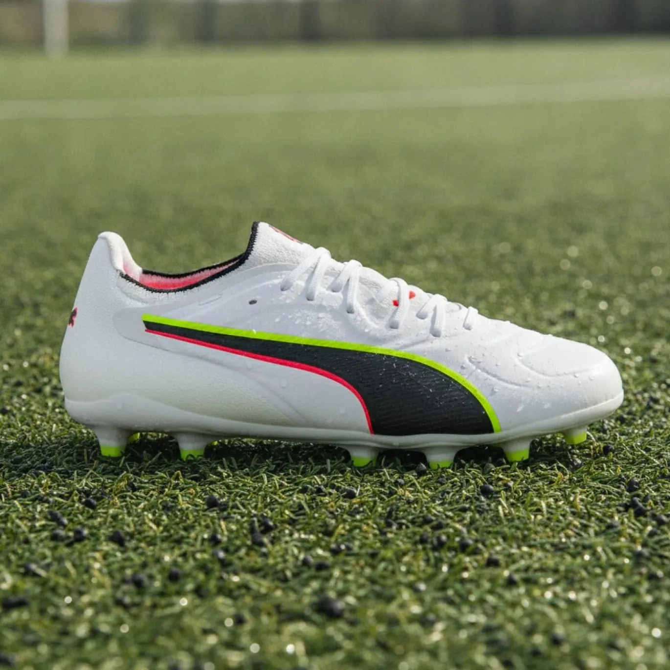 PUMA King 20 Ultimate Gras / Kunstgras Voetbalschoenen (MG) Wit Felrood Neongeel