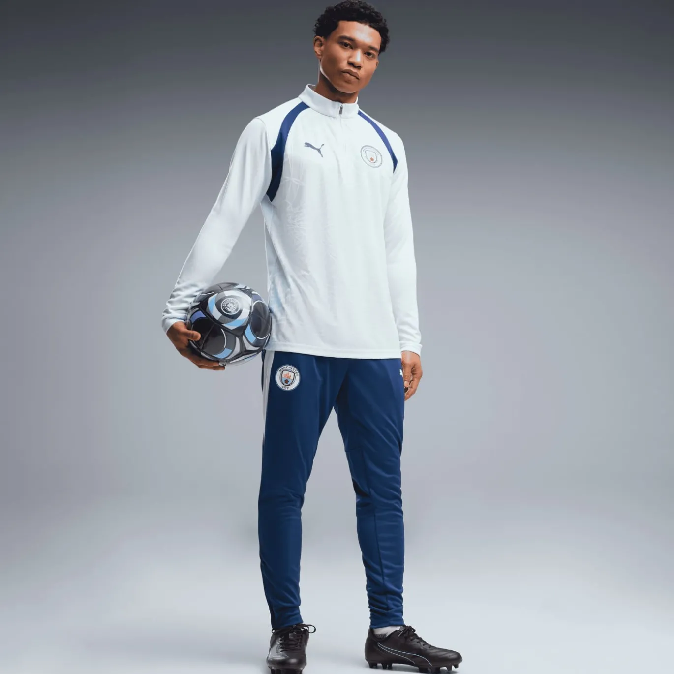PUMA Manchester City Trainingsbroek 2026-2027 Donkerblauw Lichtblauw
