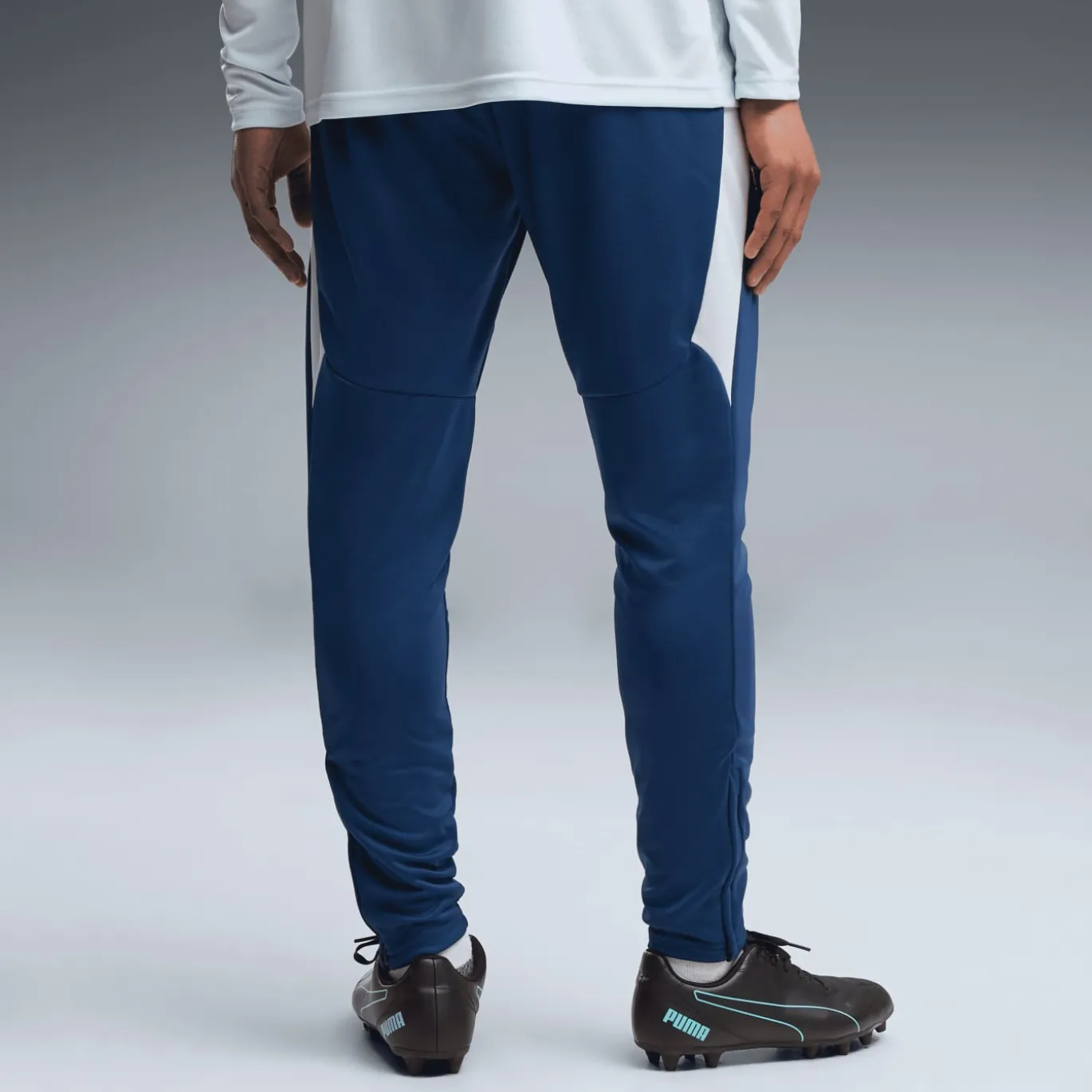 PUMA Manchester City Trainingsbroek 2026-2027 Donkerblauw Lichtblauw