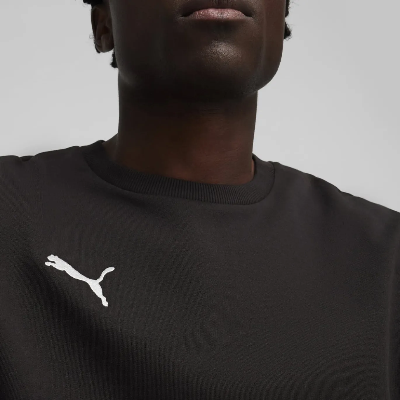 PUMA teamGOAL Casuals Crew Sweater Zwart Wit
