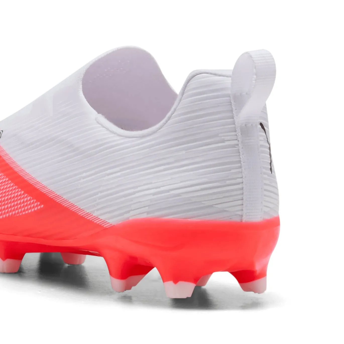 PUMA Ultra 7 Match Veterloze Gras / Kunstgras Voetbalschoenen (MG) Kids Wit Felrood Zwart