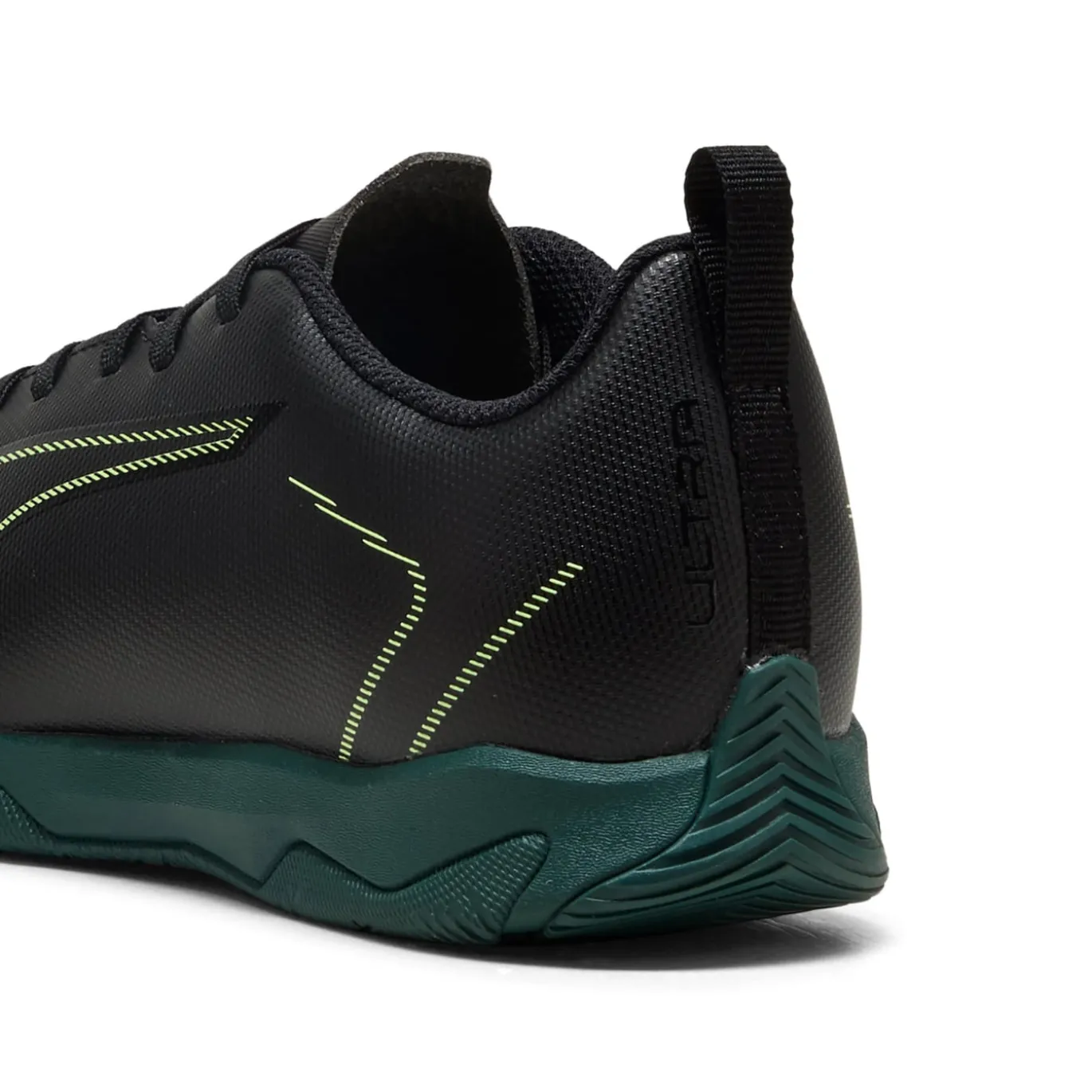 PUMA Ultra 6 Play Zaalvoetbalschoenen (IN) Kids Zwart Donkergroen Lichtgroen