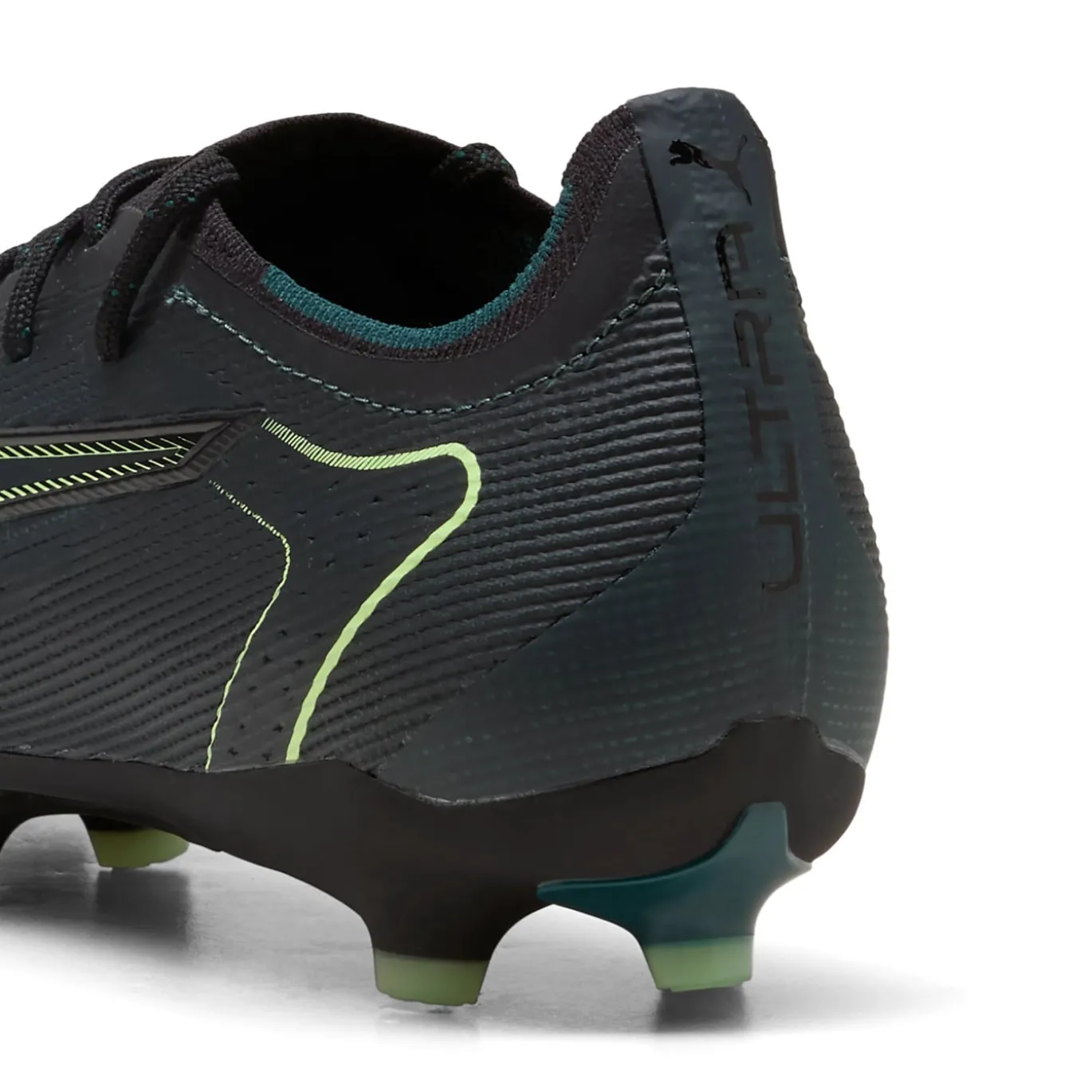 PUMA Ultra 6 Pro Gras / Kunstgras Voetbalschoenen (MG) Zwart Donkergroen Lichtgroen