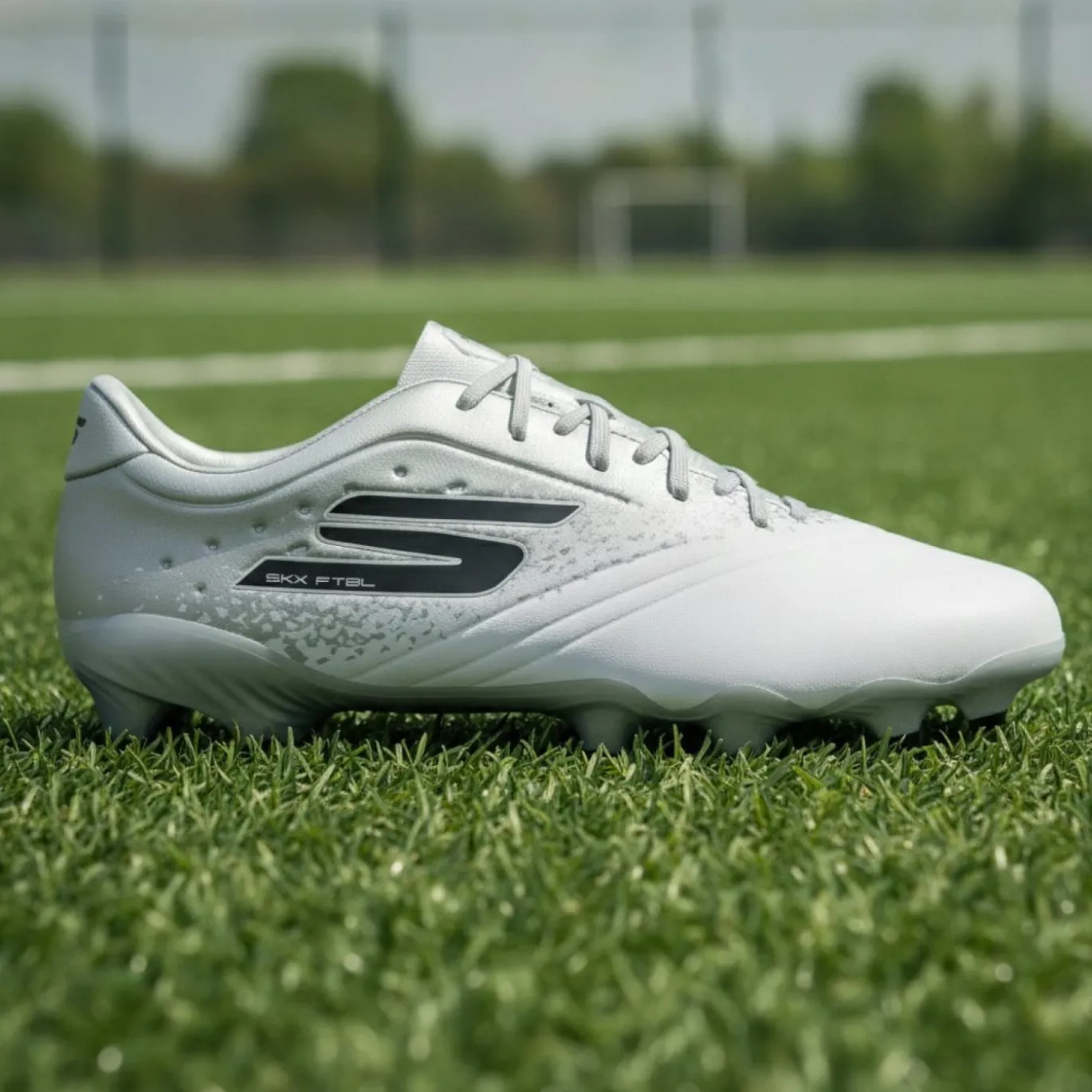 Skechers Razor 1.5 Academy Gras Voetbalschoenen (FG) Wit Zilver Zwart